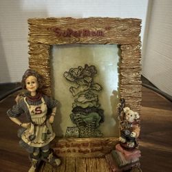 Boyds bears super Mom ceramic frame