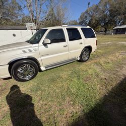 2002 Cadillac Escalade