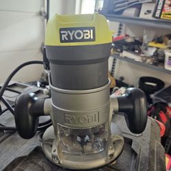 Ryobi Router