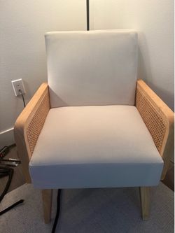 Twin microfiber accent chairs