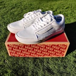 Vans Old Skool Shoes (White)