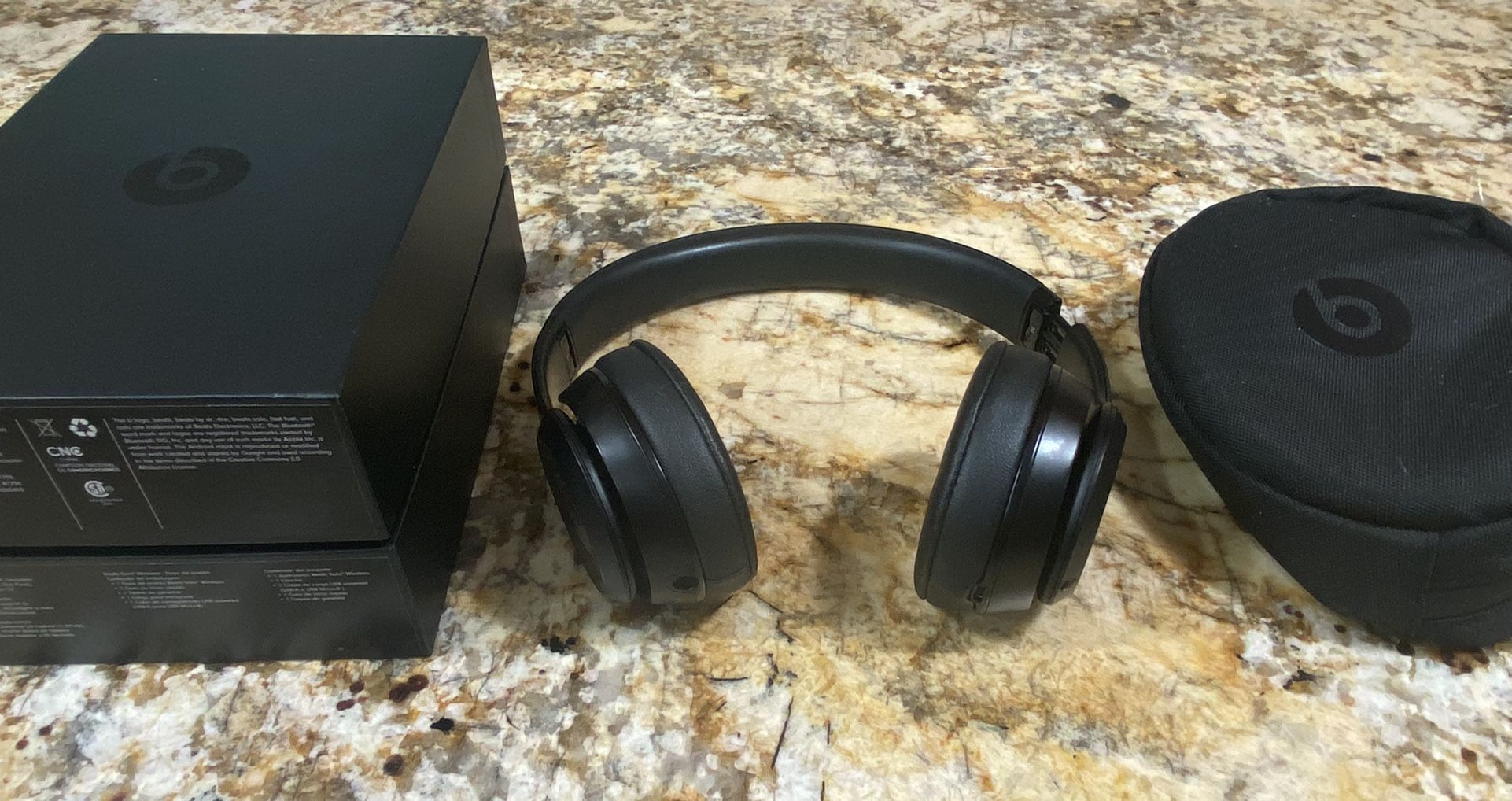 Solo Beats 3 Wireless Headphones