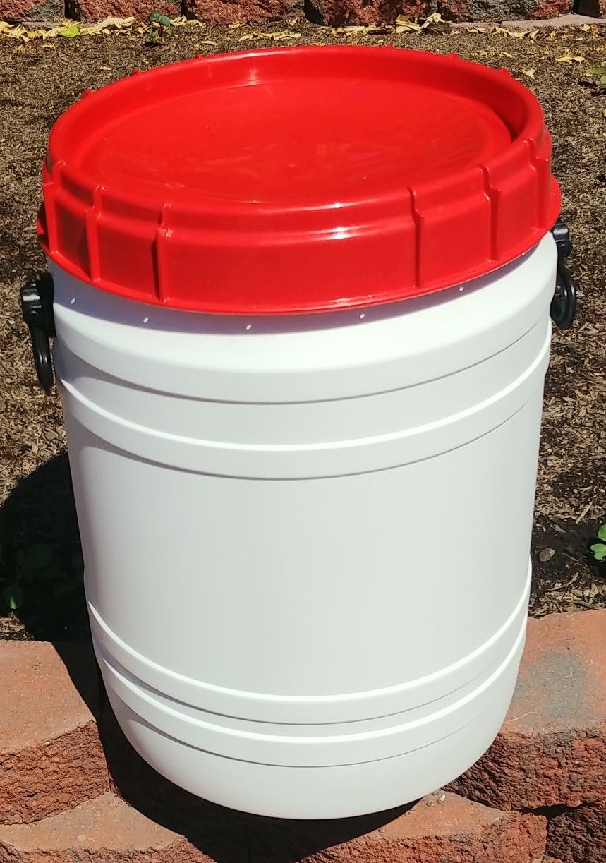 17 Gallon Food Grade Barrels Stackable for Sale in Las Vegas, NV OfferUp