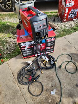 Best Seller
Shop Lincoln Electric
180 Amp Weld-Pak 180i Multi-Process Stick/MIG/Flux-Core/TIG, 120V or 230V Aluminum Welder with Spool Gun sold separ