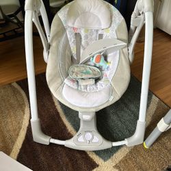 Ingenuity ConvertMe 2-in-1 Compact Portable Automatic Baby Swing & Infant Seat