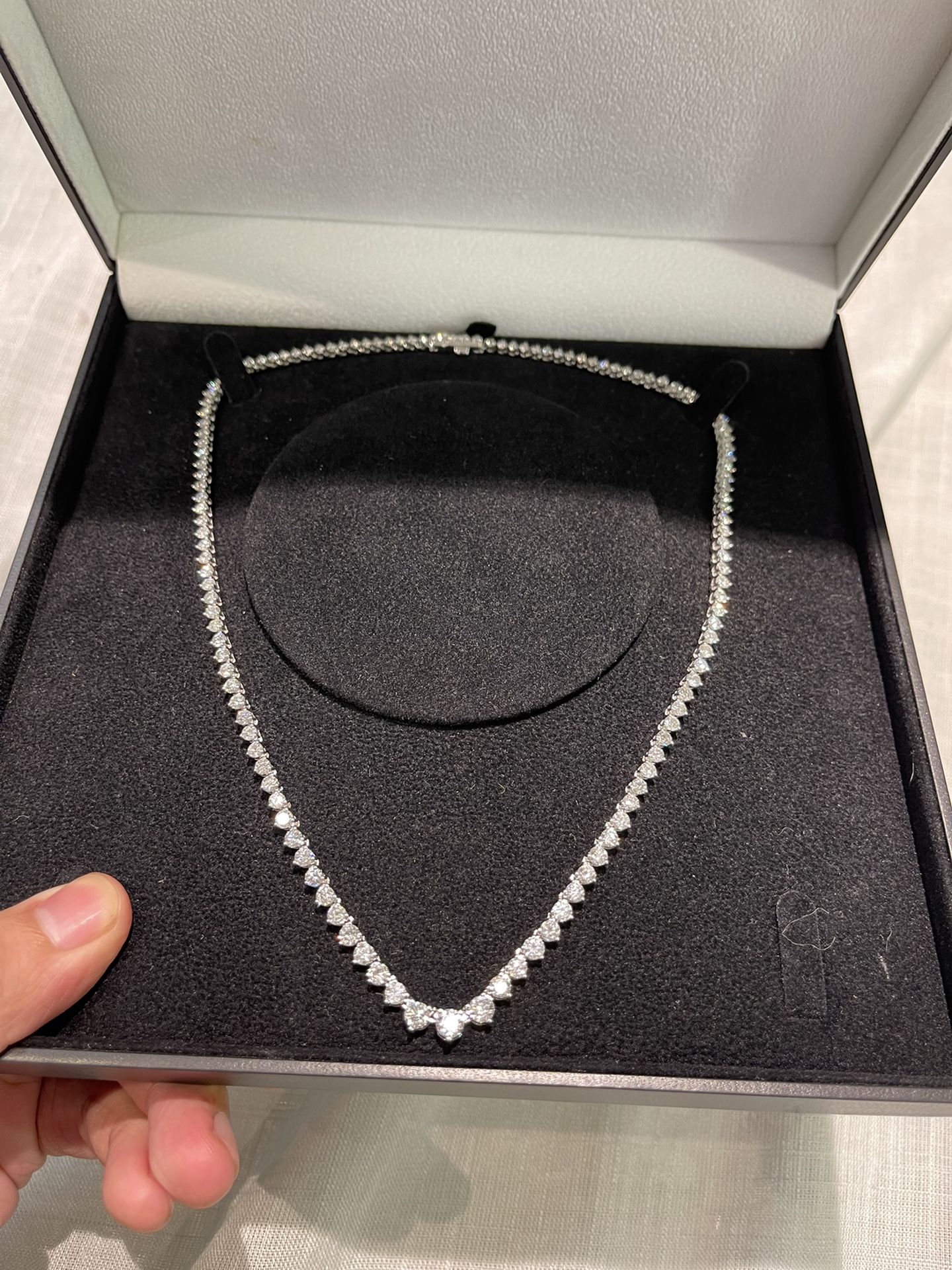 DIAMOND TENNIS NECKLACE