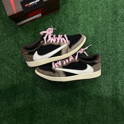 Jordan 1 Travis Mocha (sz 9)