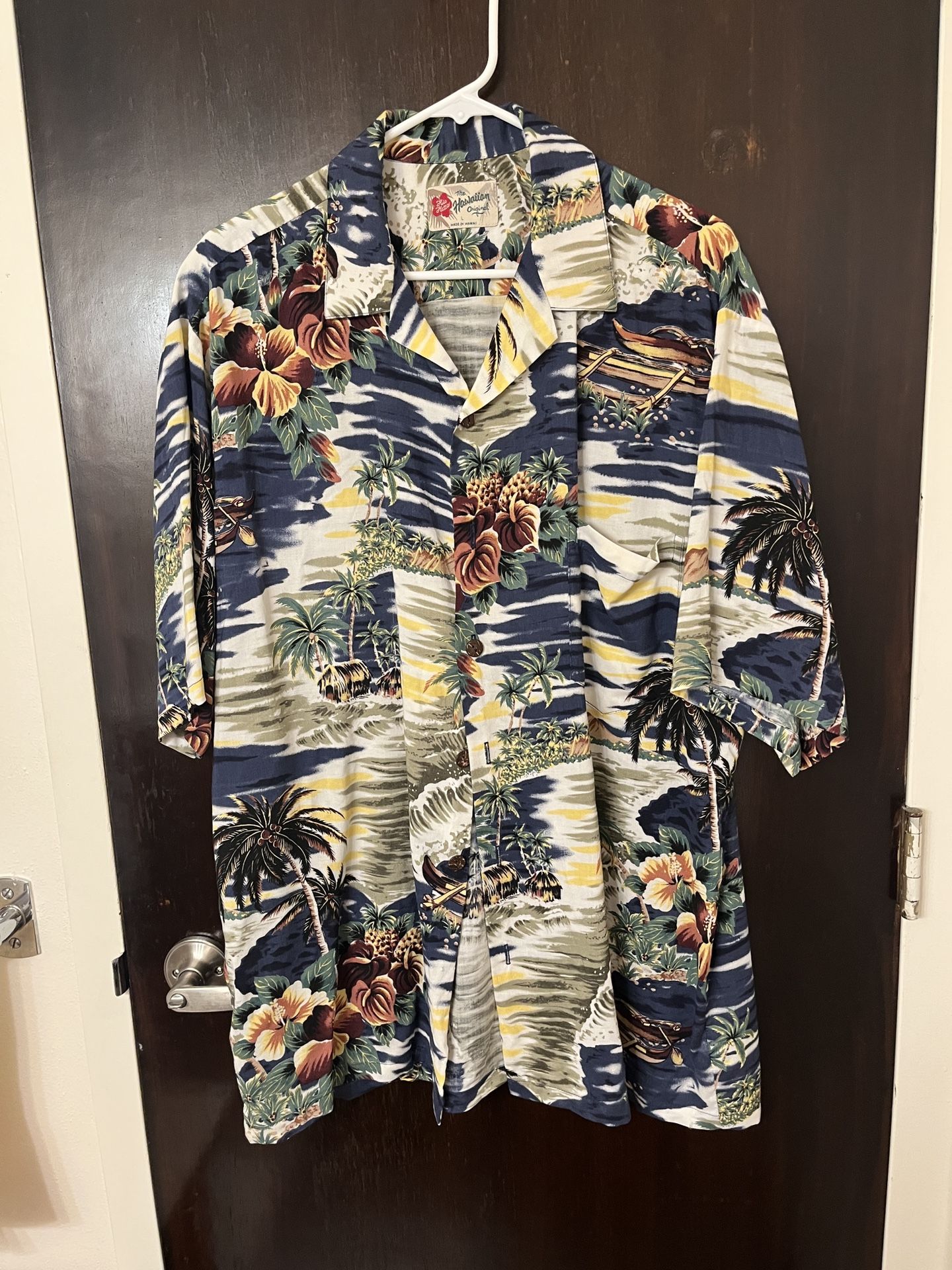 Five (5) Vintage Hawaiian Shirts Size Large