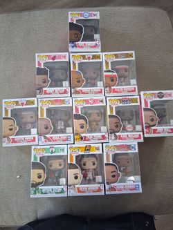 12 basket ball player funko pops