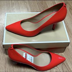 Michael Kors Red pumps