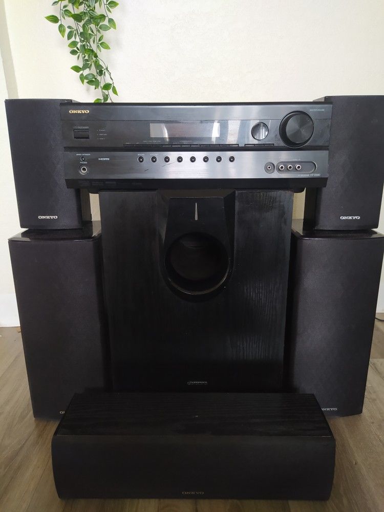 Onkyo Home Theater System 5.1 True Hd