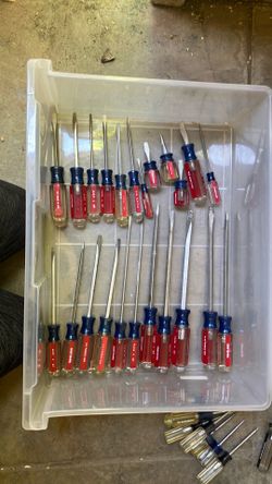 Craftsman screwdrivers - flat head, various sizes
