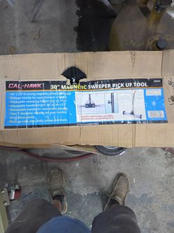 30" magnetic sweeper pickup tool
