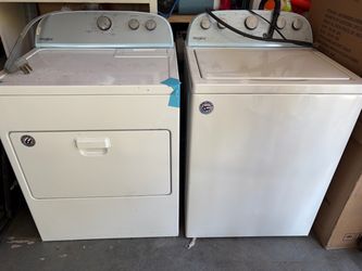 Whirlpool Washer and Dryer Set