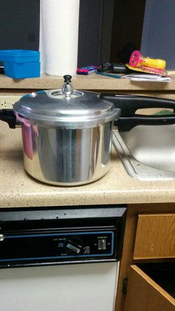 Mirro pressure cooker for Sale in San Diego, CA - OfferUp