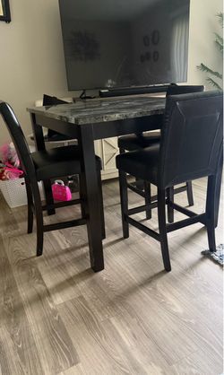 Dining set