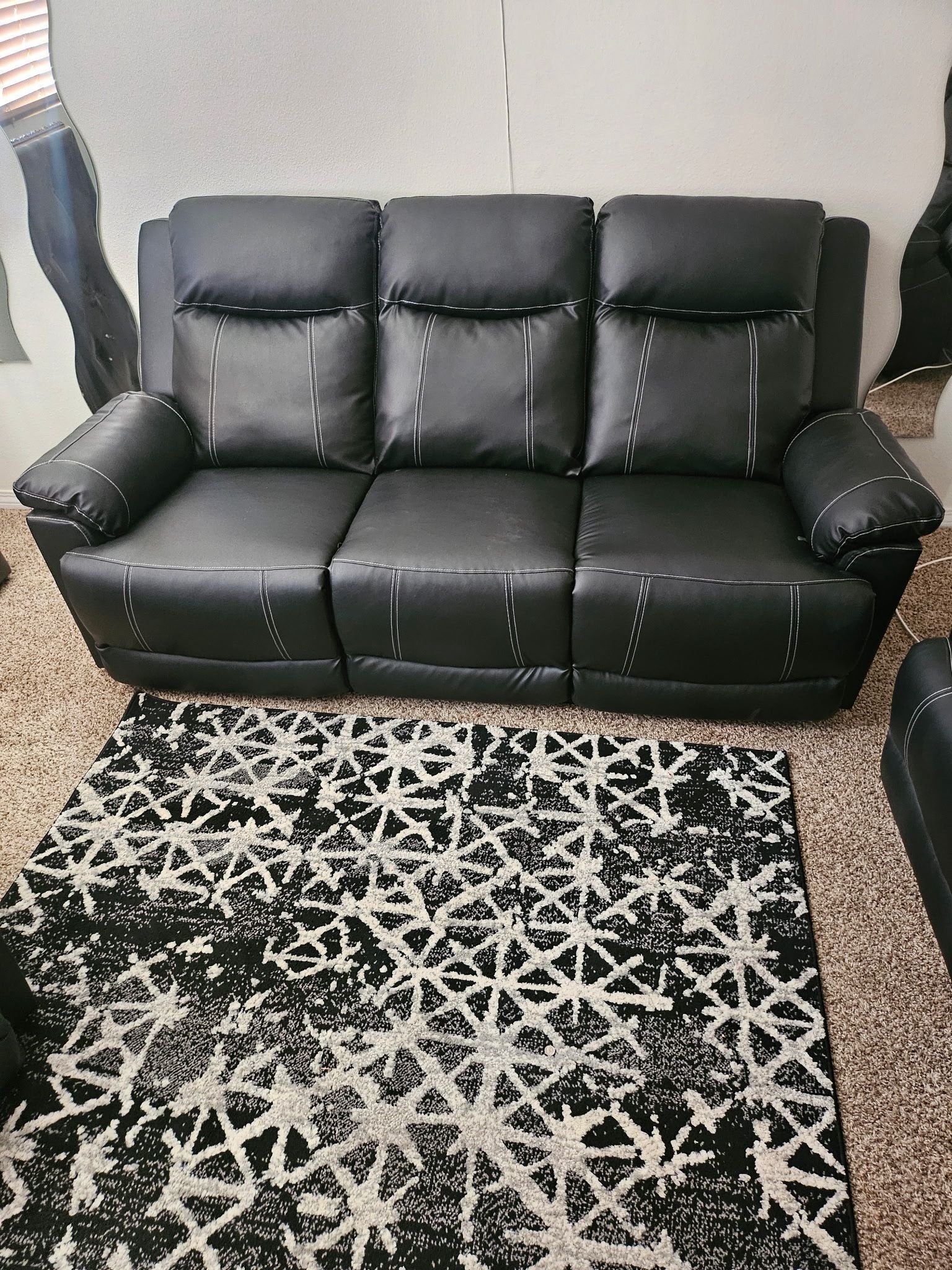 Leather Reclining Sofas