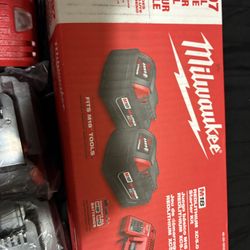Milwaukee 5ah Battery And Charger 