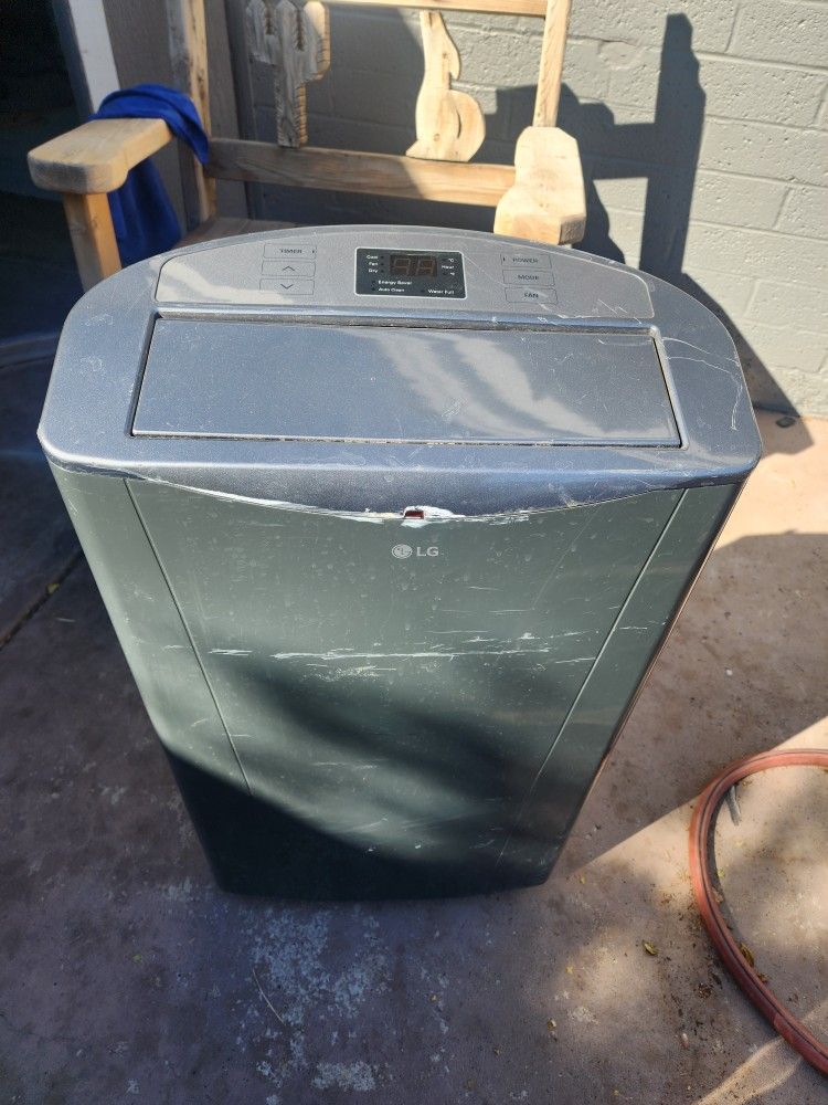 LG 14,000BTU Portable A/C Unit