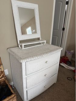 wicker dresser with matching mirror