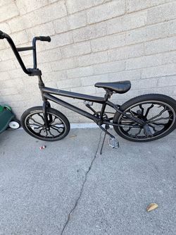 Mongoose trick bike