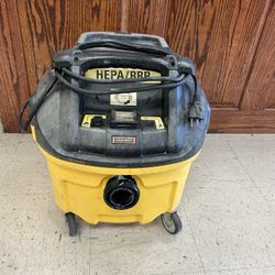 Dewalt Vacuum Cleaner/ Dust Extractor 