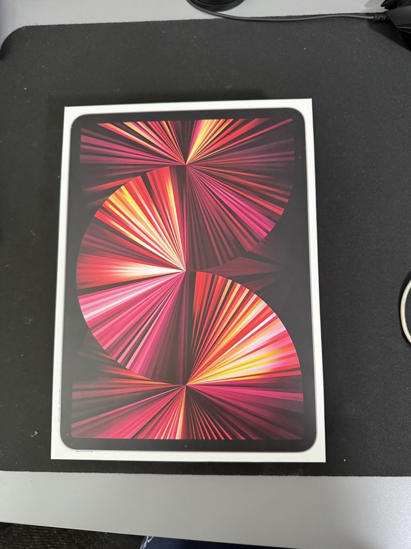 iPad Pro 11in (3rd Gen) W/ Apple Pencil 2