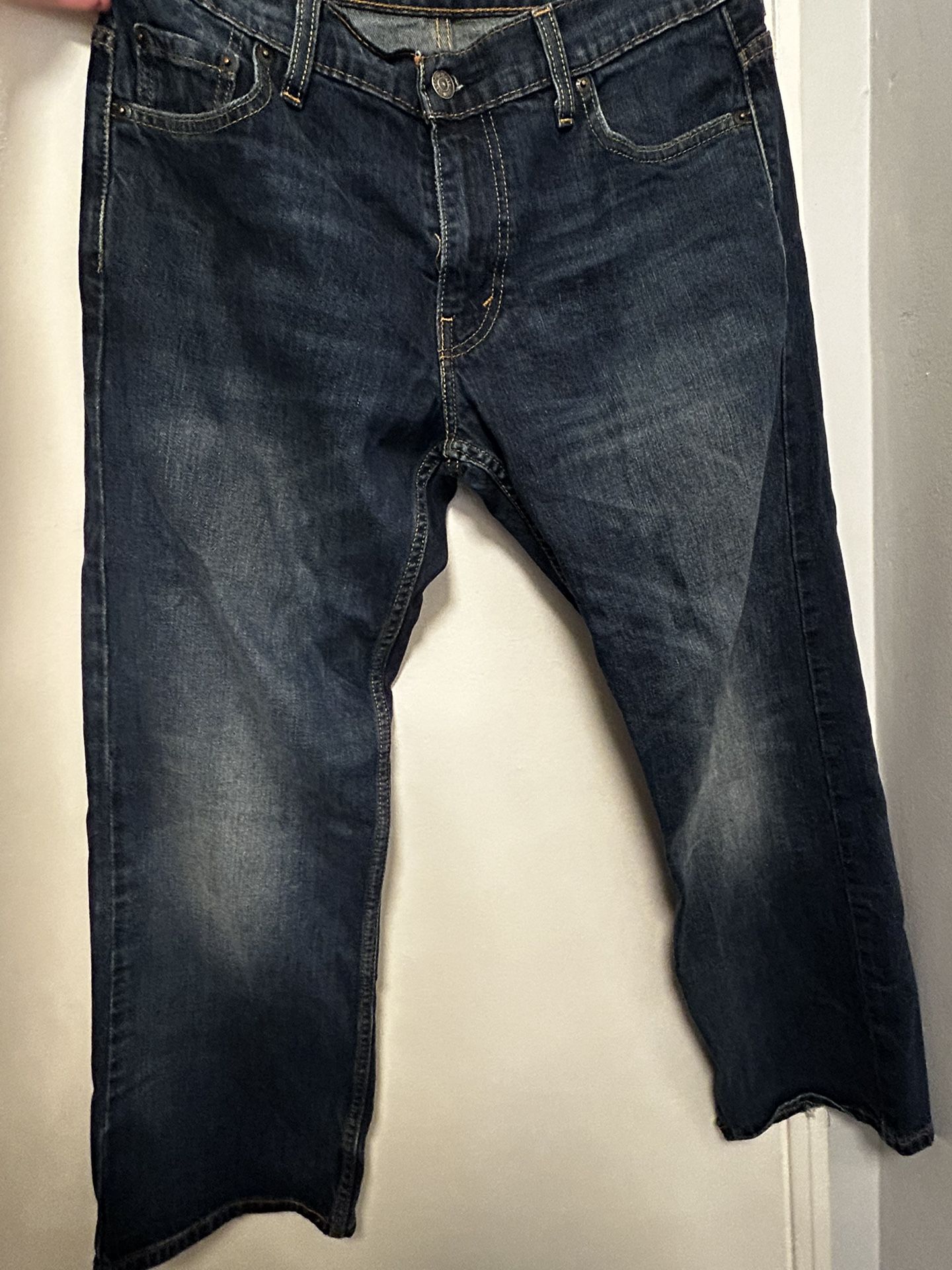 Levis 569