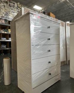 Cajonera blanca de 5 cajones