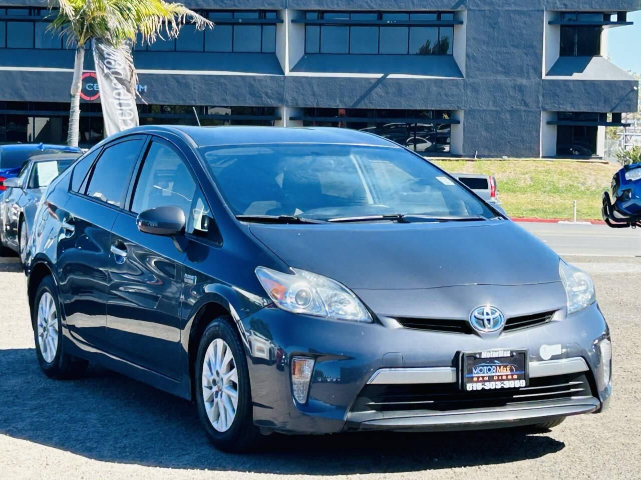 2014 Toyota Prius Plug-in