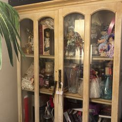 China Cabinet Has Light top Inside
