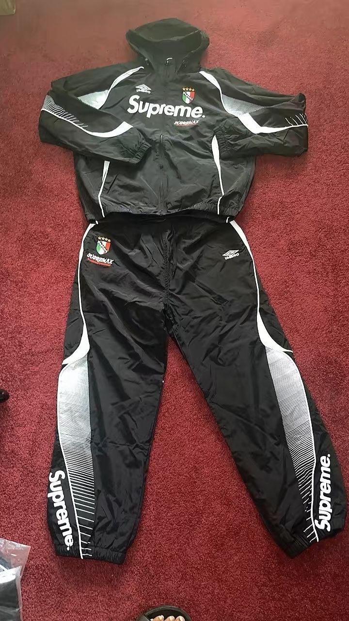 Supreme Jogger Sets (SMALL UP TO XL)