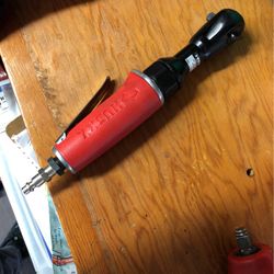 Husky 3/8 Ratchet Wrench