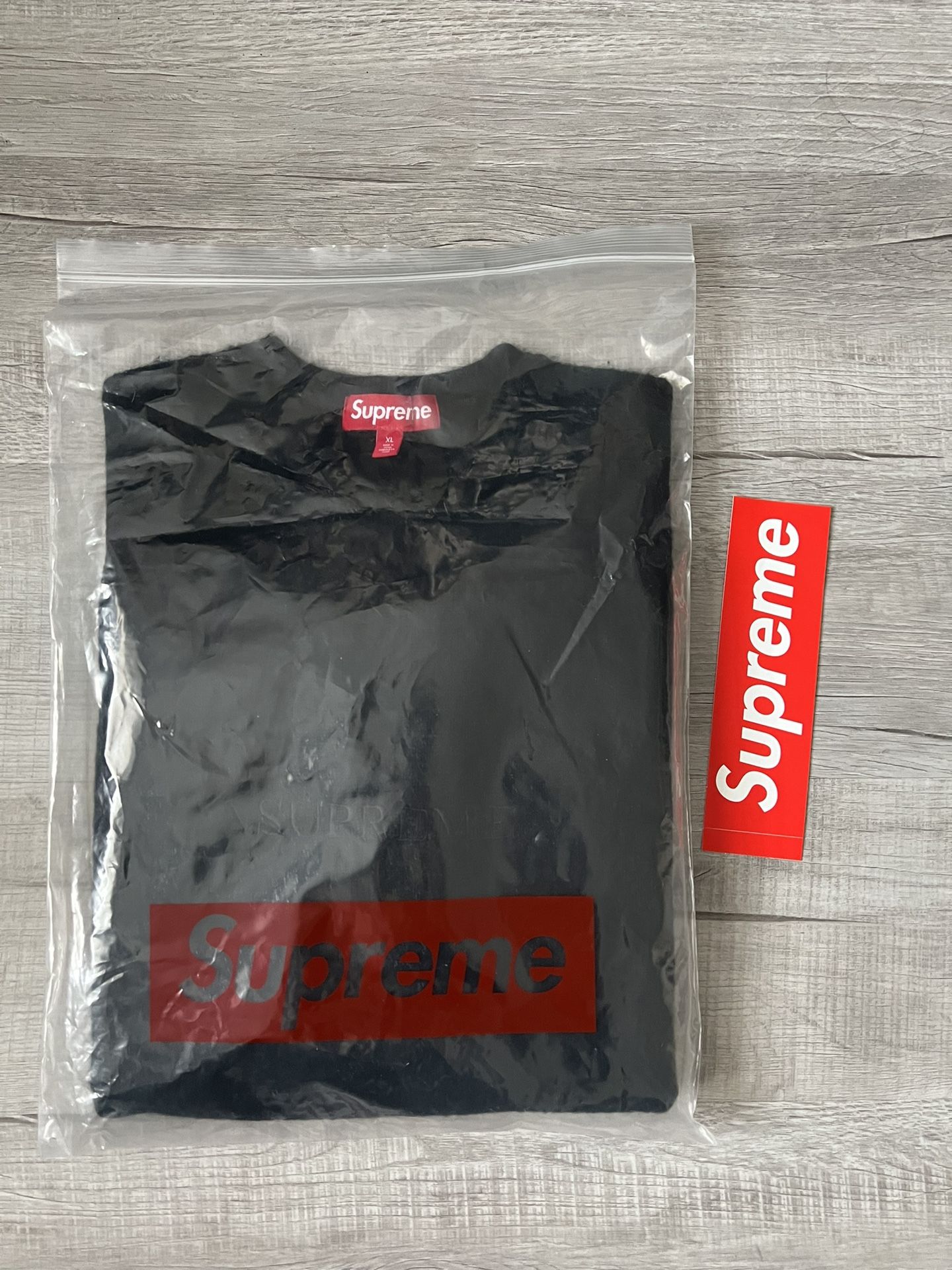 Supreme Pilled Sweater Size XL - www.disolcolor.com