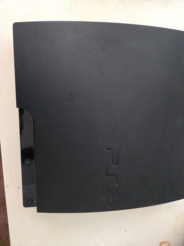 PS3 With Cables, 1 Controller And 5 Games