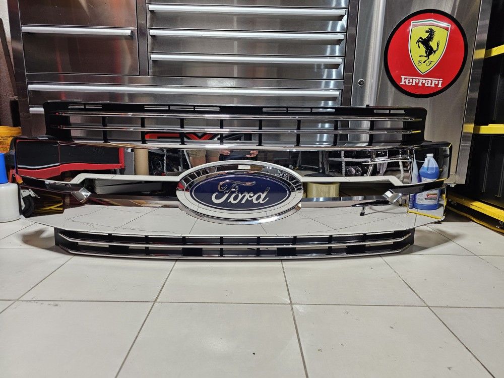 Ford F-150 OEM Grille Assembly