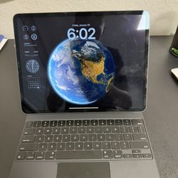 iPad Pro 12.9 inch 256GB 4th Wifi With Magic Keyboard