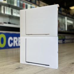 MacBook Air M2 Chip (Newest Model)