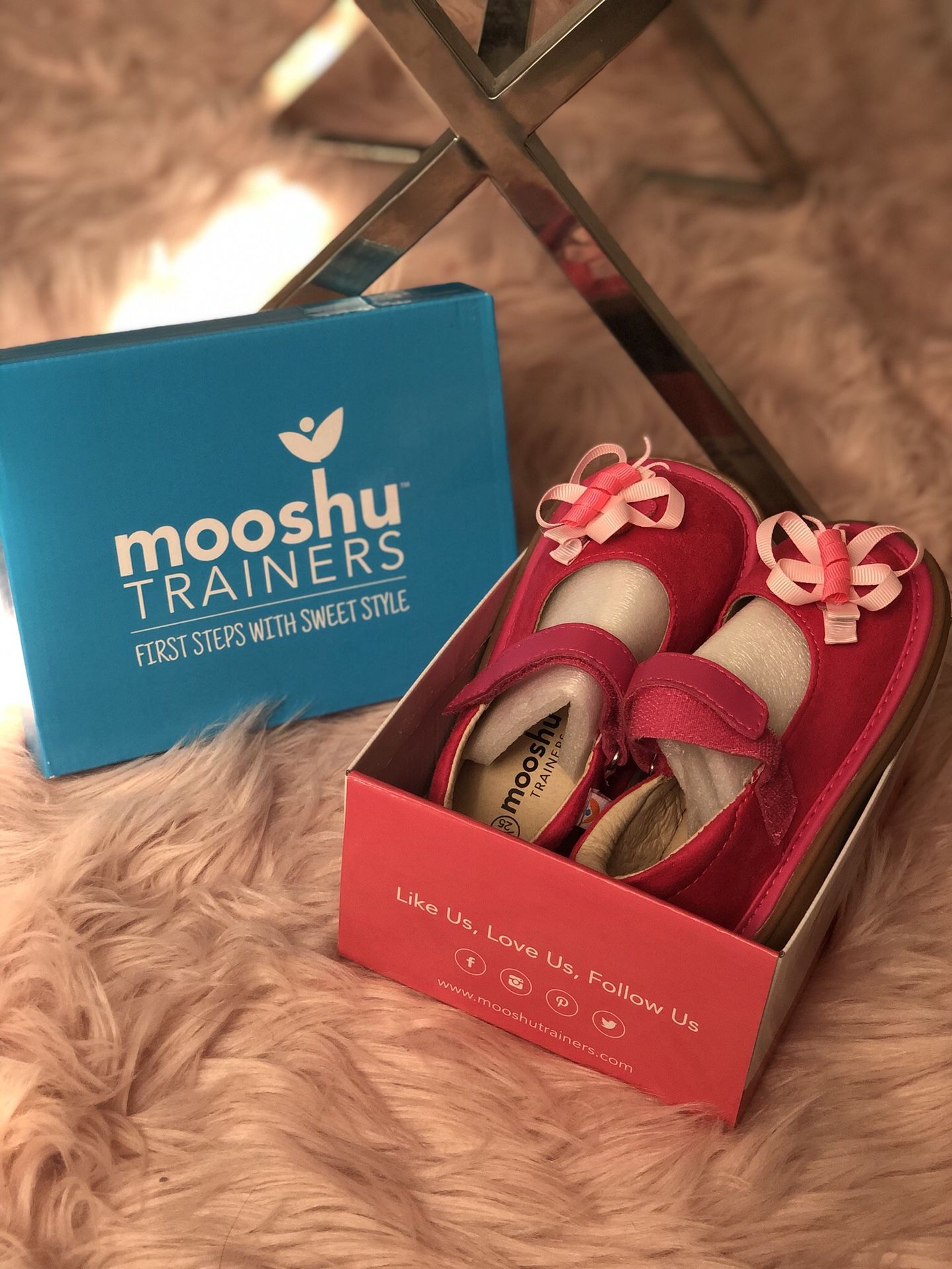 Mooshu trainer kid shoes