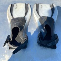 STYLE REFLEX FINS Open Heel - Size L SCUBA DIVING OR SNORKELING
