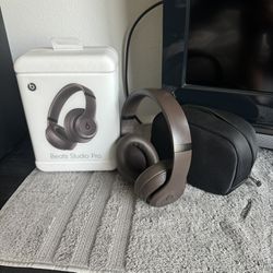 Beats Studio Pro Bluetooth Headphones Chocolate Brown