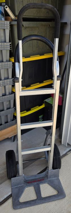 Magliner hand truck
