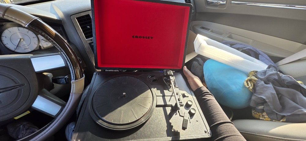 Crosley BLUETOOTH Record Player - NEW