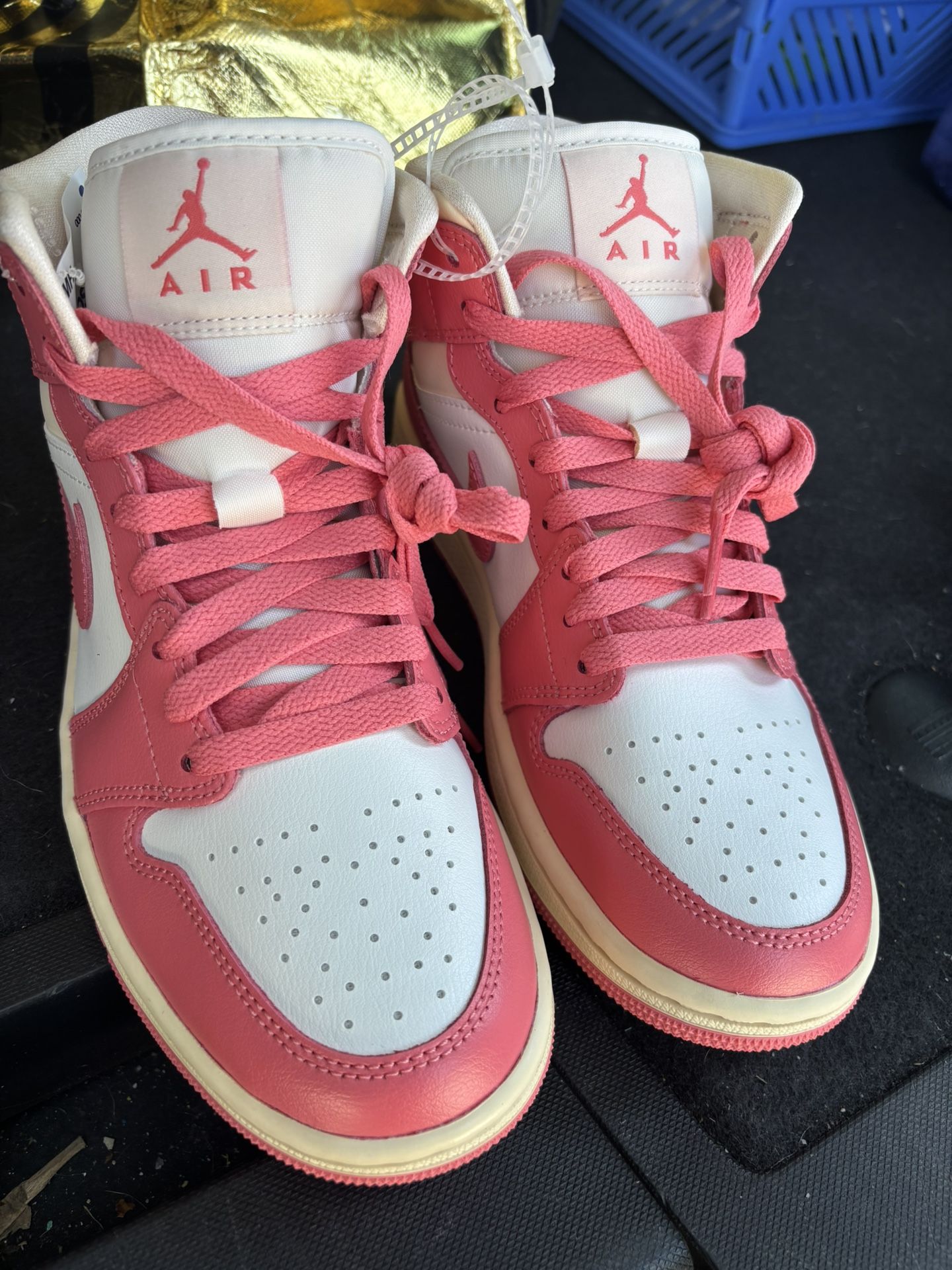 Jordan 1 Women’s Sz 7