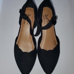 Seychelles Black Suede Scallop Flats/Low Wedge (Size 7)