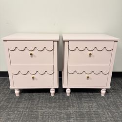 Set of 2 baby pink nightstands