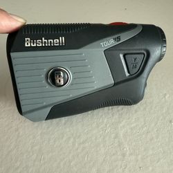 Bushnell Range Finder Tour V5