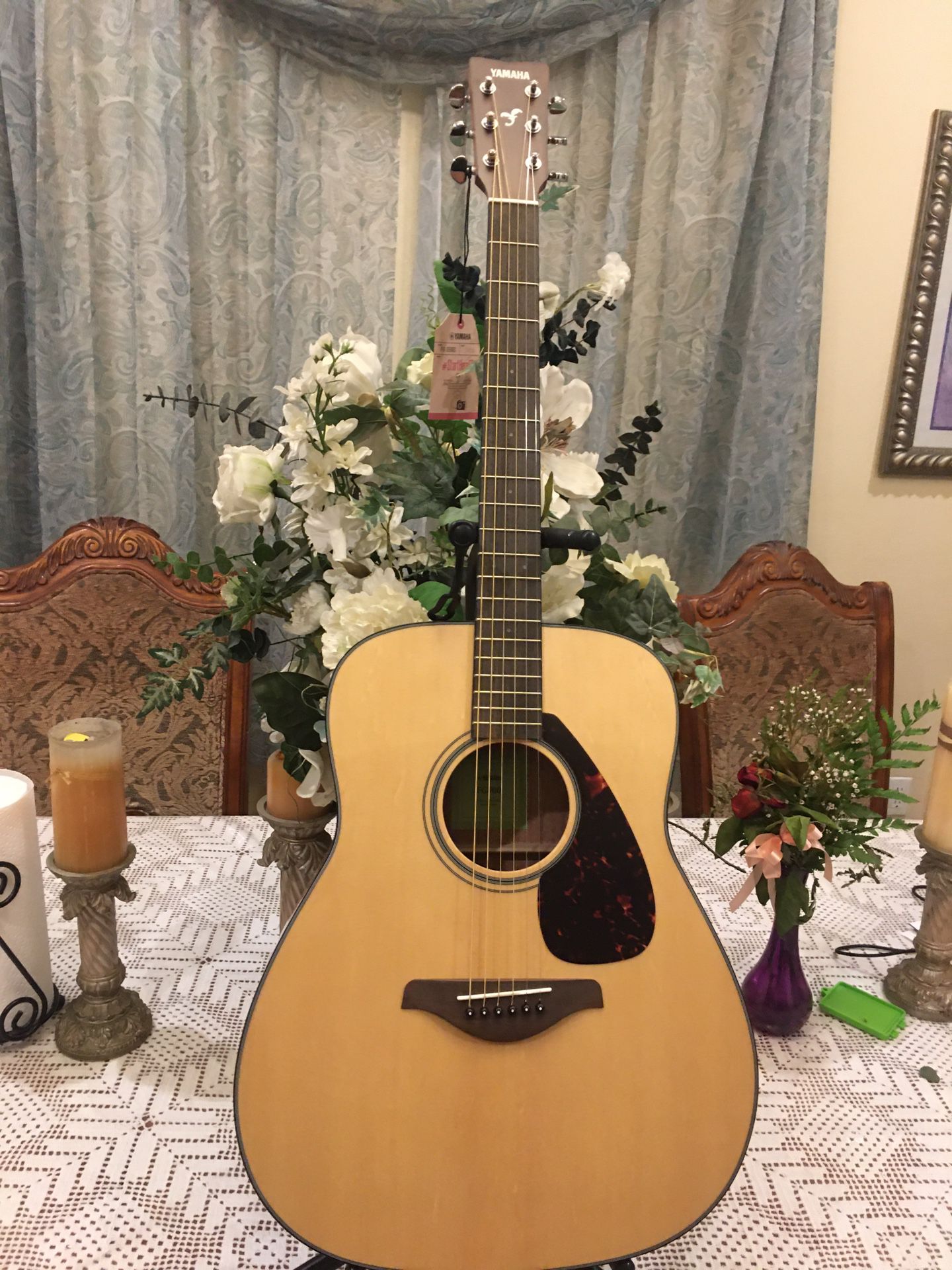 Yamaha FG800 acoustic guitar