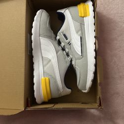 Puma Youth Size 2 Shoes