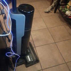 Dreamer wet & dry vac self cleaning tile vacuum